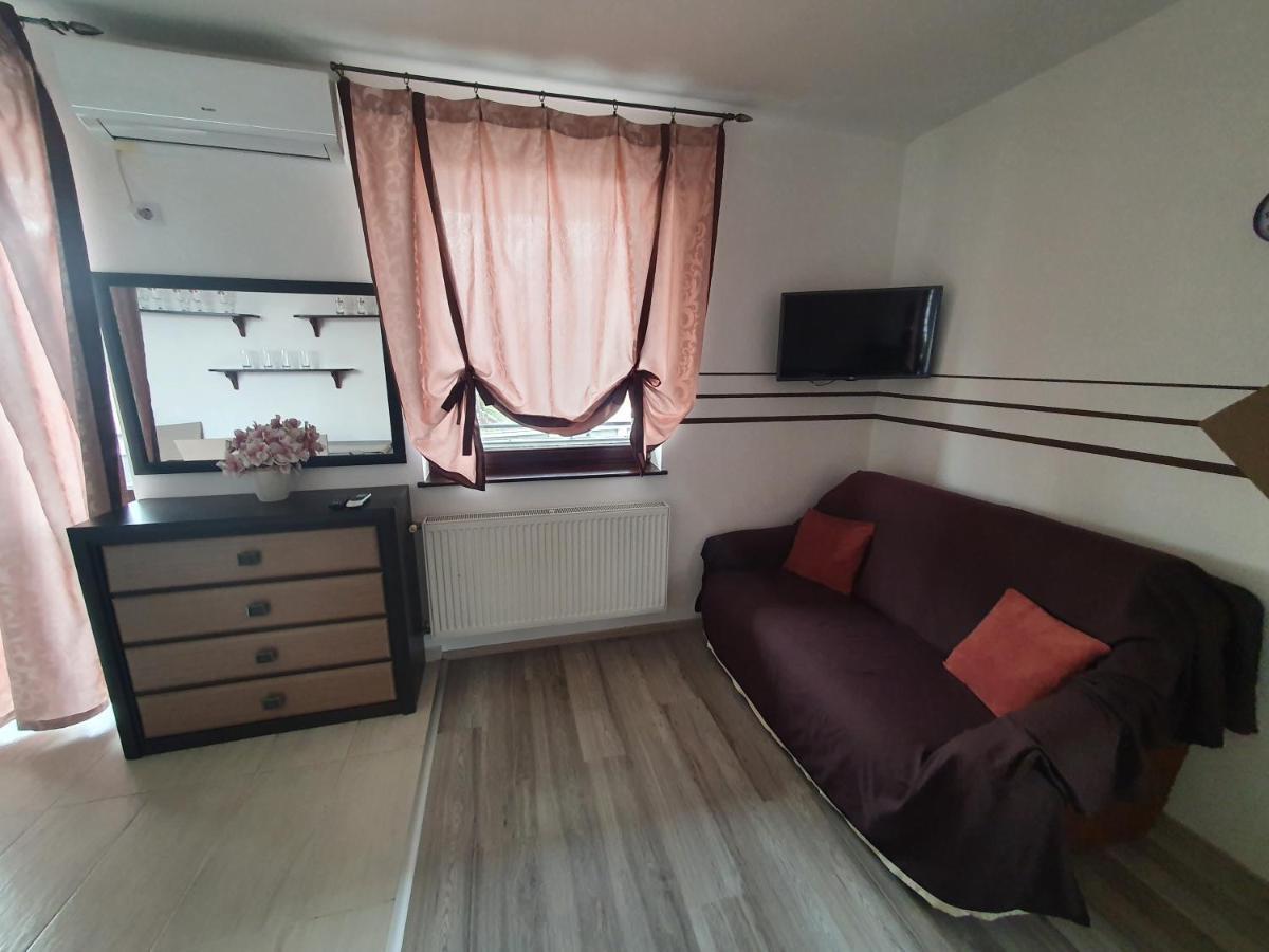 Krisi Apartman Hajdúszoboszló Extérieur photo