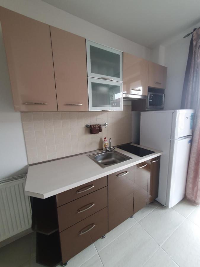 Krisi Apartman Hajdúszoboszló Extérieur photo